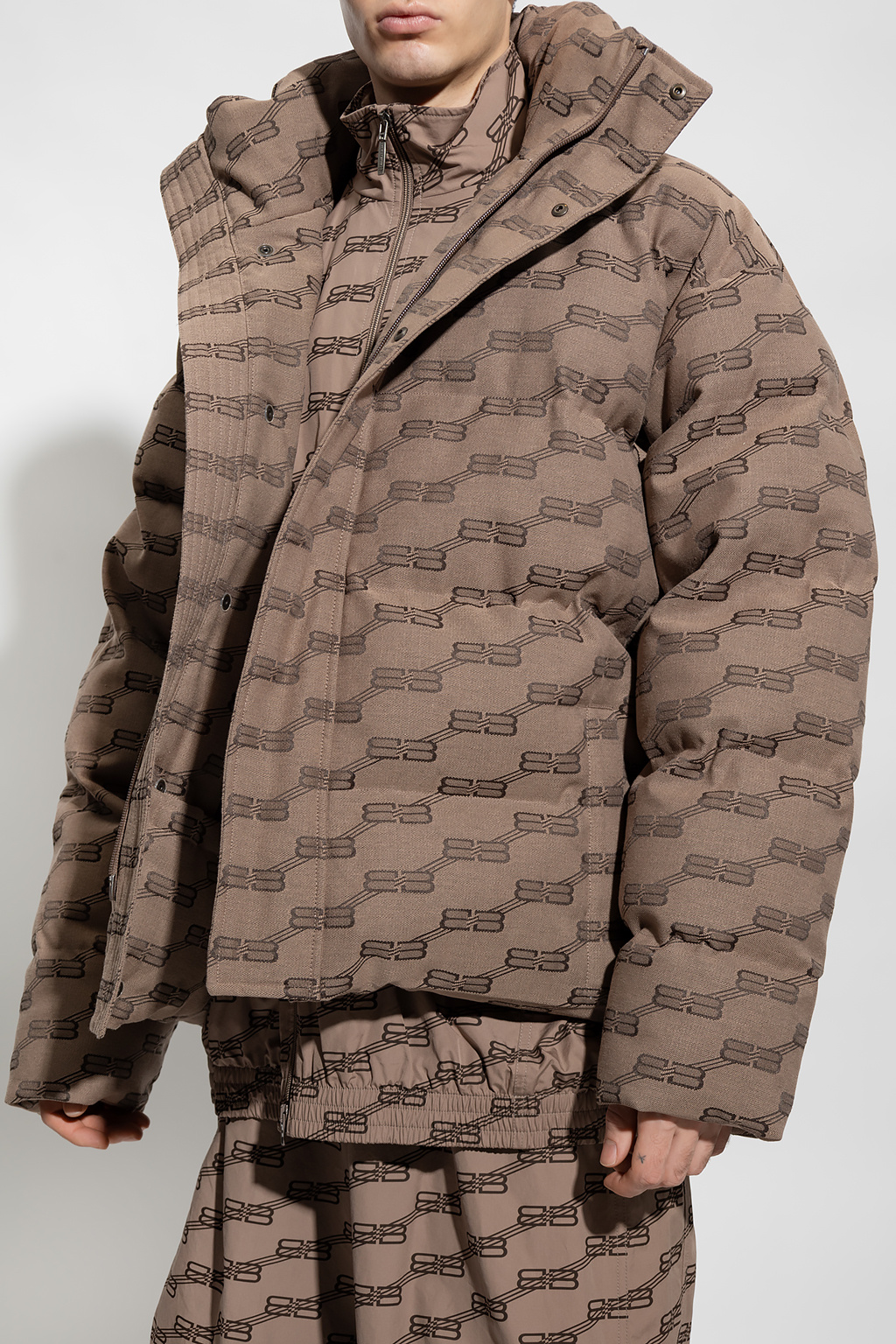 wave print short sleeve shirt Blu Brown Quilted jacket with monogram Balenciaga SchaferandweinerShops Nicaragua